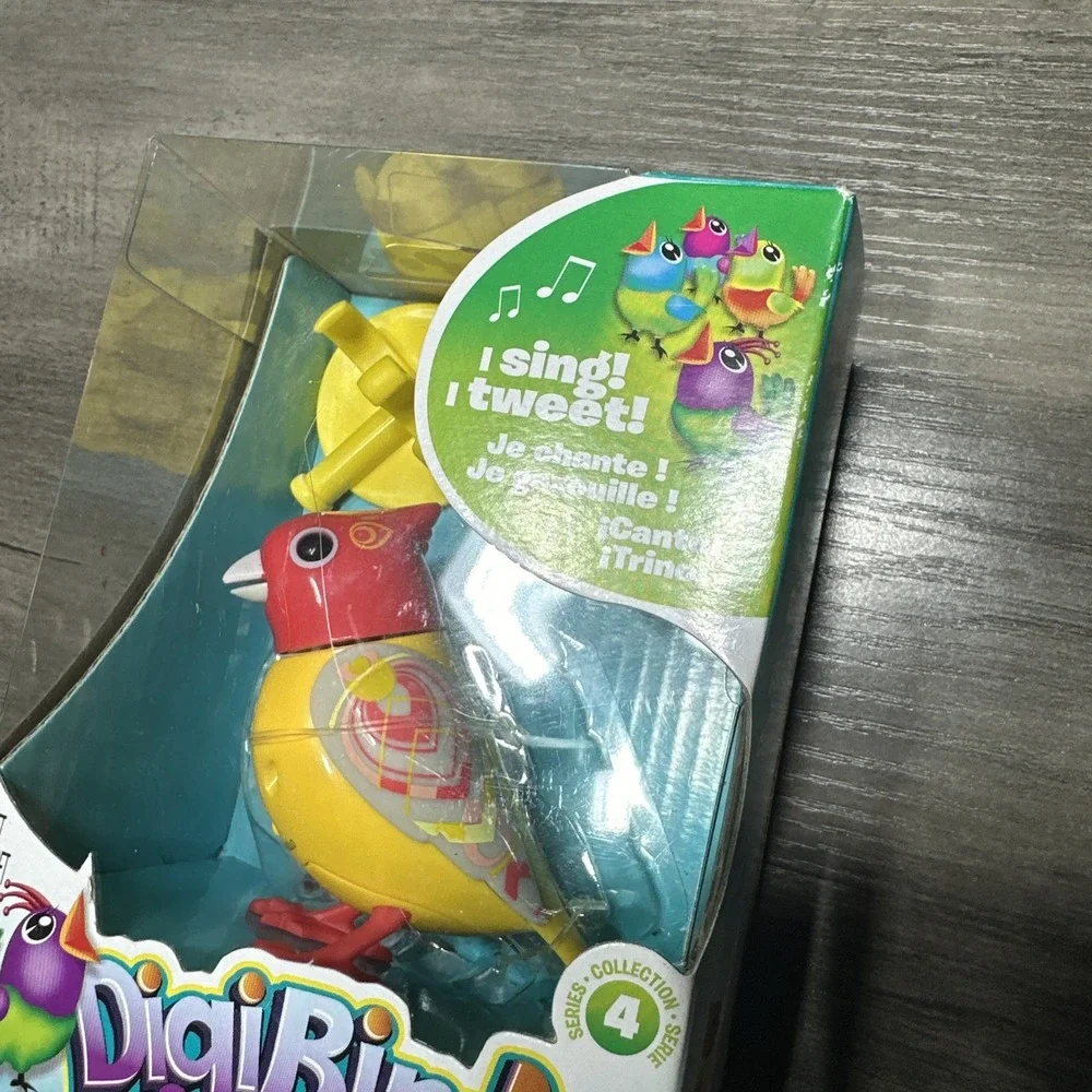 AUTHENTIC NEW IN SEALED BOX DigiBirds (By Spin Master) 58 Melodies Dawn Toy